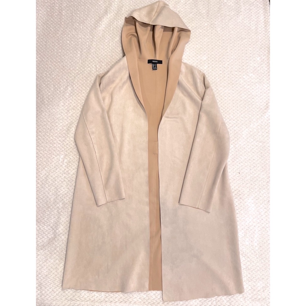 Women’s Coat - Picture 2 of 3